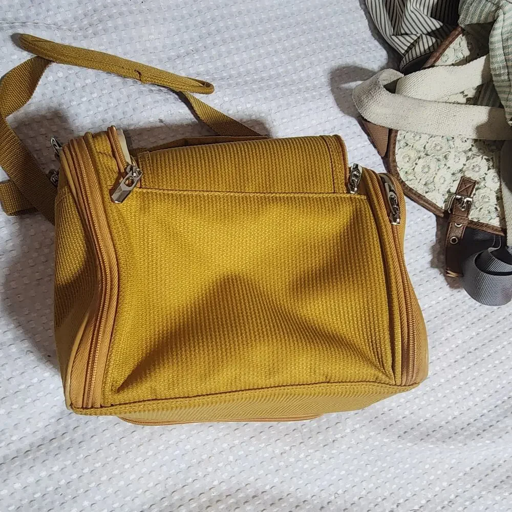 EVERYTHING BAG EUC TRAVEL BAG CASE CROSSBODY STRAP